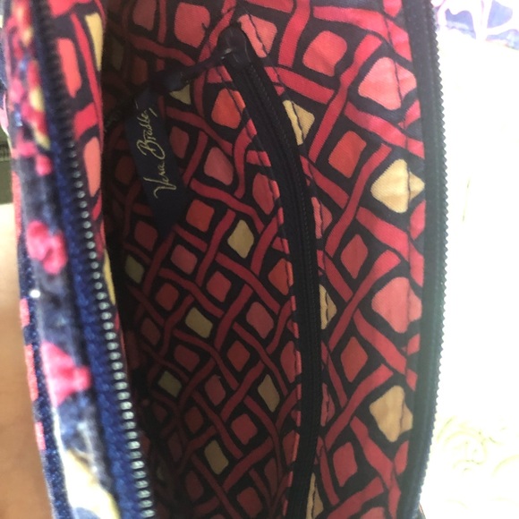Vera Bradley shoulder purse - Picture 1 of 3